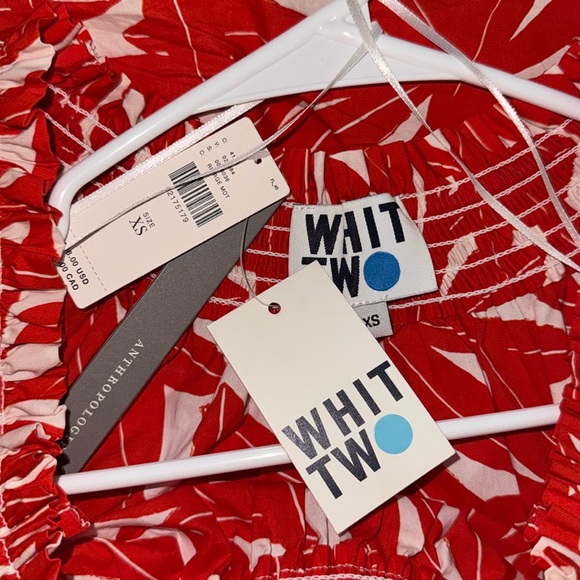 Anthropologie Whit Two Off The Shoulder Red & White Banana Leaf Pattern - Picture 7 of 9